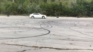 Infiniti G25 drift and donuts