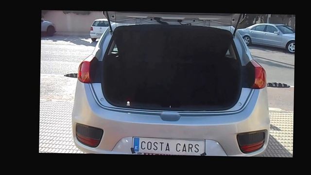 2015 KIA CEE'D 1.4 CRDI CONCEPT HATCH 11500 € смотреть онлайн