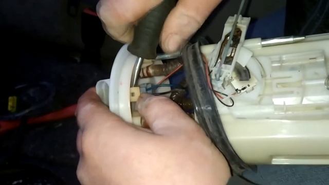 Неправильно показывает ДАТЧИК топлива на ваз ПРОБЛЕМА РЕШЕНА