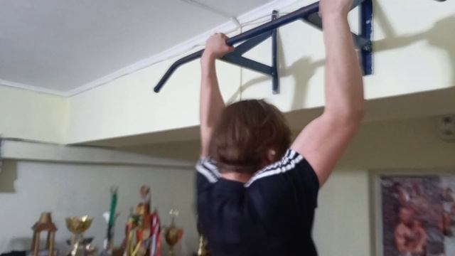 #Подтягивания с 16 кг -20 раз Омельянов Д ТСШ № 11 смотреть онлайн