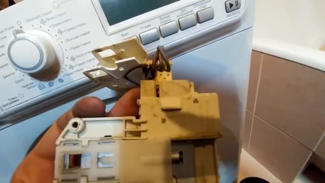 СМА Electrolux Zanussi ошибка E 41 E 40 смотреть онлайн