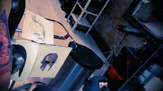 Borgia gets his Moto tattoo смотреть онлайн