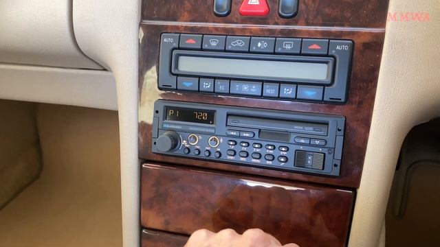 Blaupunkt Bremen SQR 45 DAB - Even looks ok in period incorrect cars смотреть онлайн