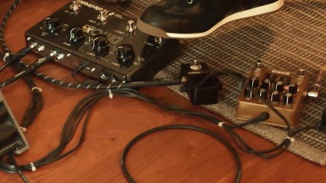 2006 Fender American Standard Stratocaster (black) смотреть онлайн