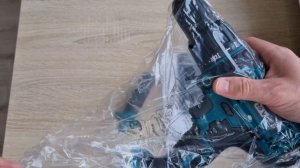 Распаковка шуруповёрта FinePower CDHBR50 + аккумулятор OneBase B20 20 вольт 2.0 А.ч.