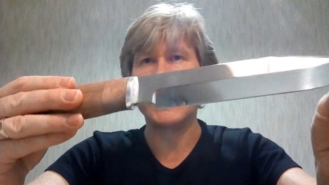 Большой нож Медведь от ООО Русский Нож - прекрасный подарок. В эпизодах обзора ножи Волк и Грибник смотреть онлайн