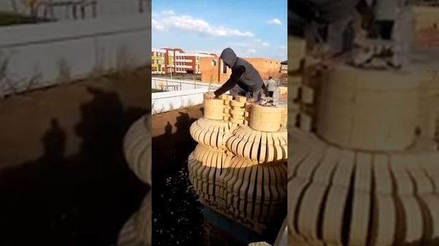 Бесшовная кладка, кладка круглой, резной колонны. смотреть онлайн