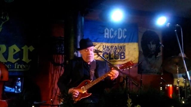 Концерт А. Макаревича в Докер Пабе. Киев. 23.12.2018. «Этот вечный блюз» смотреть онлайн