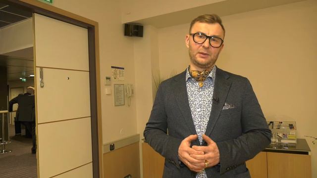 Презентация первой книги известного эстонского присяжного адвоката, Владимира Садекова. смотреть онлайн