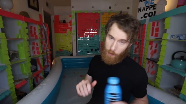 I Made LIFE HACKS To Fix YOUR Problems! - Day 1! смотреть онлайн