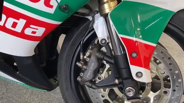 Honda CBR 600 RR Castrol Ten Kate Replica смотреть онлайн