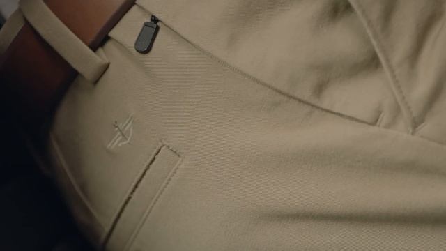 Dockers Presents: How To Get A Raise смотреть онлайн