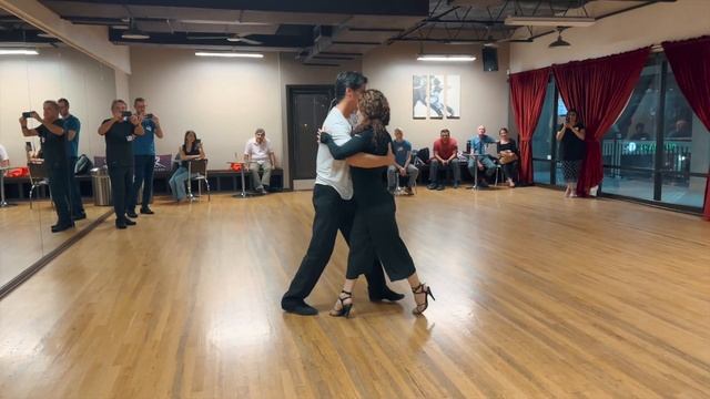 Sacadas in the molinete continued in our intermediate tango class: George and Jairelbhi смотреть онлайн