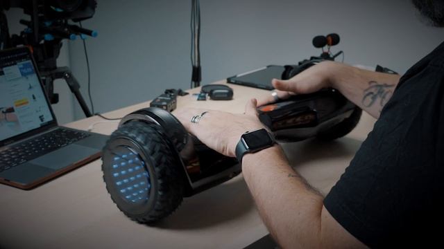 GoTrax Nova Pro Hoverboard Unboxing and Review | My First Time Riding! смотреть онлайн