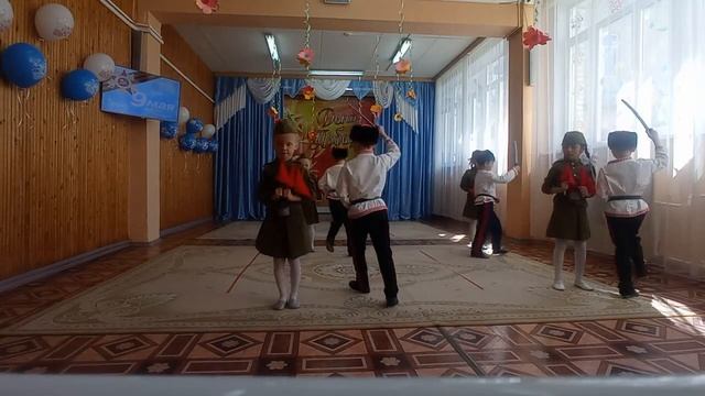 Танец "Наши Казаки". смотреть онлайн