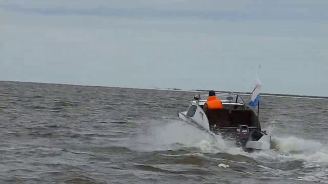 Работа спонсонов на Прогресс-4.(День ВМФ 2011) смотреть онлайн