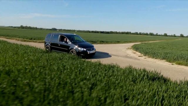 CARPORN Touran 4K смотреть онлайн