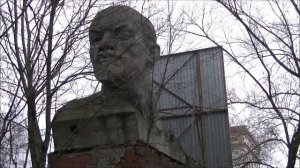 Дача скульптора Вучетича - голова Ленина