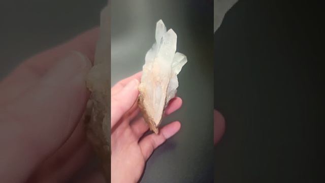 Друза кварца 95*50 мм смотреть онлайн