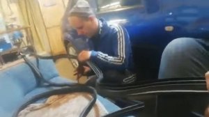 Боремся с уплотнительными резинками дверей Рено Логан