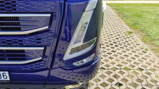 новая VOLVO смотреть онлайн