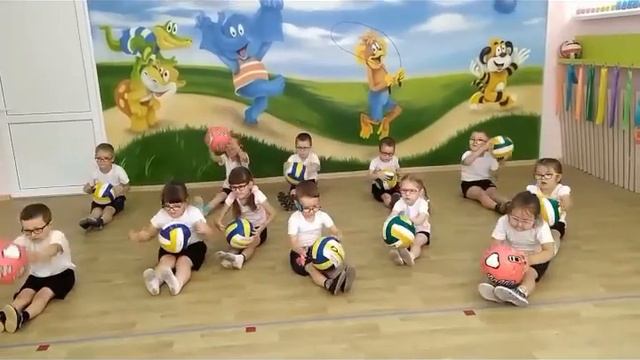 Флешмоб - Весёлый мяч смотреть онлайн