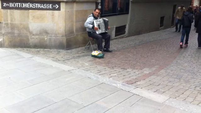 Accordion La Bamba in Bremen, Germany, Part 1/2 смотреть онлайн