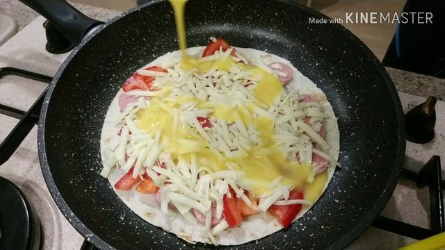 БЫСТРАЯ ПИЦЦА ИЗ ЛАВАША ЗА 5 МИНУТ/Лёгкие рецепты? смотреть онлайн