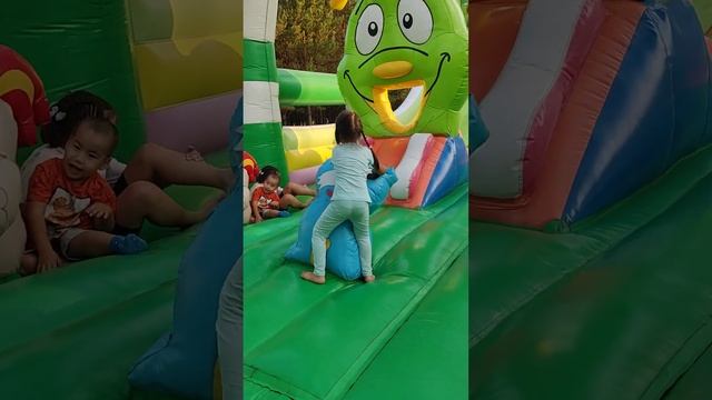 играюсь в парке жеруйык смотреть онлайн