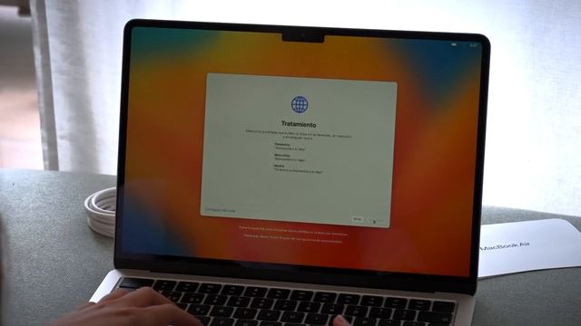 ? MacBook Air M2 | Unboxing + lo personalizamos juntos (Blanco Estrella) ✨? смотреть онлайн