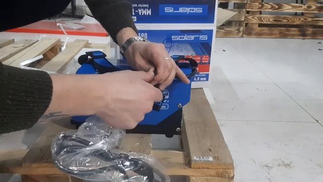 Обзор распаковка сварки SOLARIS MMA 190 смотреть онлайн