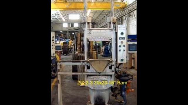 20 in. x 20 in. French Oil 252 Ton Slab Side Press # 2022-3 смотреть онлайн