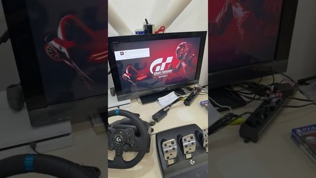 Подключение руля Logitech G923 на PlayStation 4 игра Gran Turismo смотреть онлайн