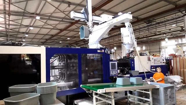 Запуск двух промышленных роботов ALFAROBOT TITAN T1500 WS-S3 смотреть онлайн