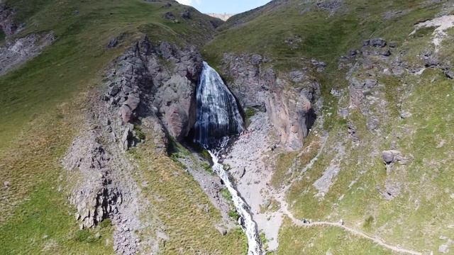 Поход. Водопад Девичьи Косы смотреть онлайн