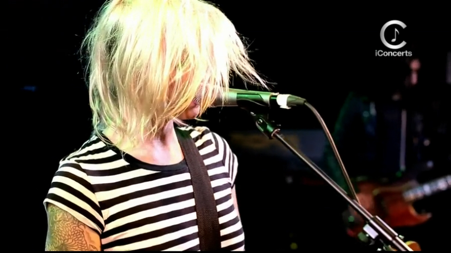 Brody Dalle - Rat Race =HD= смотреть онлайн