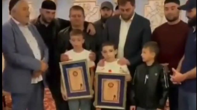Ингушский мальчик установил мировой рекорд! смотреть онлайн