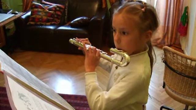 Flute: scale F Major in one breath смотреть онлайн
