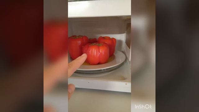 Перець у мікрохвильовці. Скільки часу запікати перець в мікрохвильовці? Перец фаршированный. смотреть онлайн