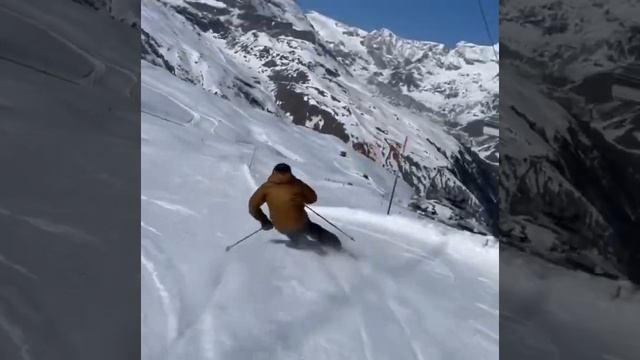 Sciare a Saas Fee e Zermatt in Svizzera ?? con Nathan Taugwalder смотреть онлайн
