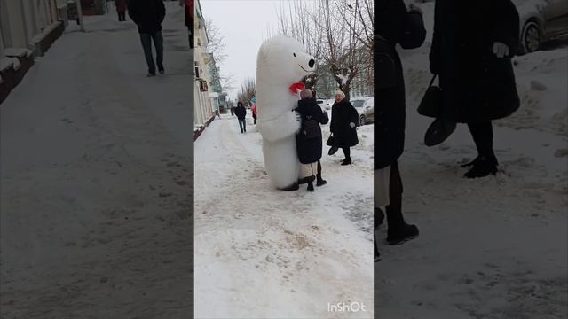 Прекрасная Екатерина ,Мишка "Тоша" был рад познакомиться с тобой 🤗🤗🤗 с днём рождения 🎉 смотреть онлайн