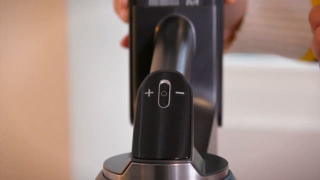 The Samsung Bespoke Jet Vacuum is its ultimate weapon for victory over dirt in a clean home. смотреть онлайн