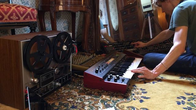 Pro-800 with real reel tape echo смотреть онлайн