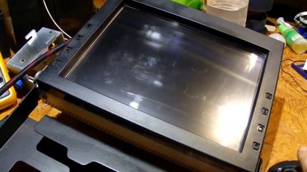 Обзор монитора банкомата, операторская панель,Банкомата Diebold в качестве домашнего монитора