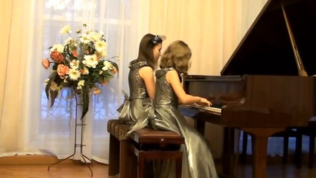 Фортепианный ансамбль Северяночки смотреть онлайн