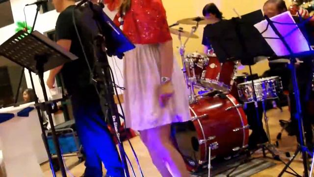 Oldies And Goodies Band - Venus (Shocking Blue Cover) смотреть онлайн