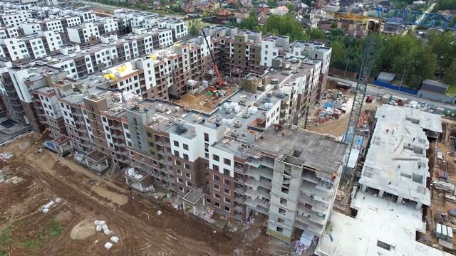 ЖК Императорские Мытищи — съёмка с воздуха (сентябрь 2022) смотреть онлайн
