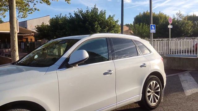 Как французы приводят детей в школу... смотреть онлайн