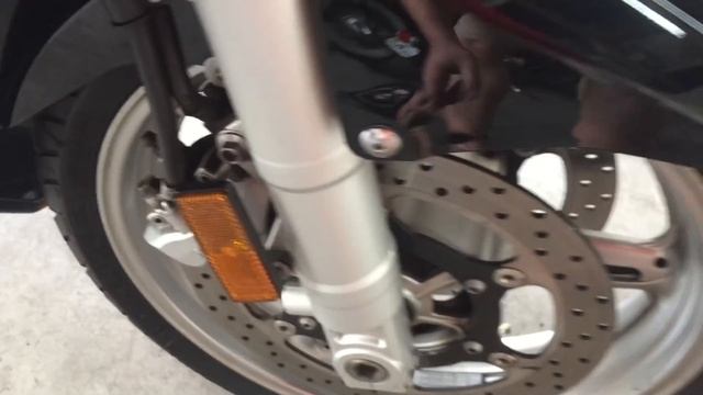 How To Front And Rear FJR1300 Brake Fluid Flush смотреть онлайн