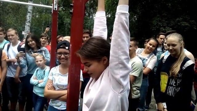 Встретил Столярова в Новосибирске смотреть онлайн